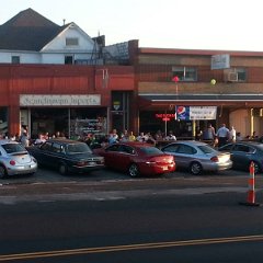 Taco Casa was a major hangout for many Roosevelt Junior High students, and therefore this was a pseudo Roosevelt Reunion as well.