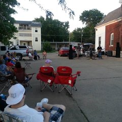Jangalang, led by Roosevelt alumnus Terry McCart, setup in the parking lot across the street to entertain the crowd.