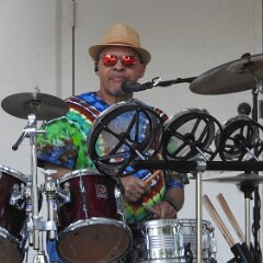 Wayne Leek - drums, vocals